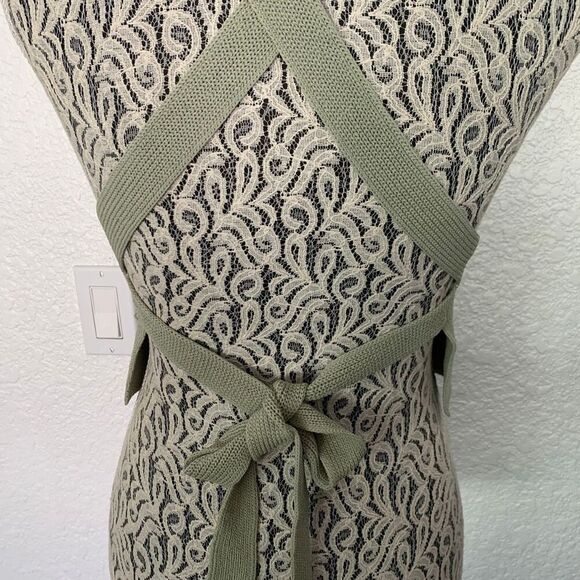 Aritzia Wilfred Cayenne Cropped Knit Halter Top Sage Green Size M - Picture 8 of 12